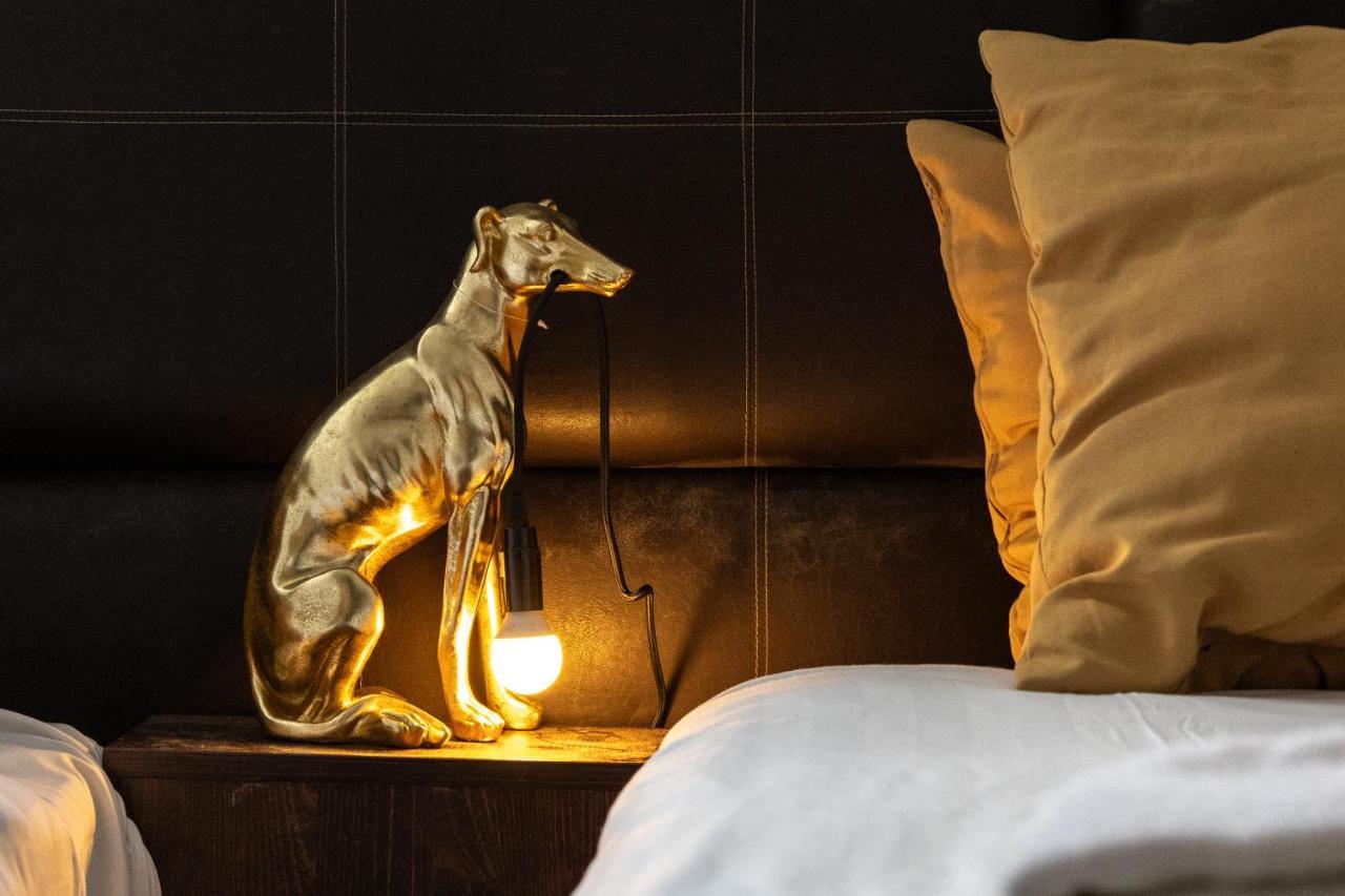 Villa London - 4 Bed - Sleeps 8 - Garden - Pet Friendly Exterior foto