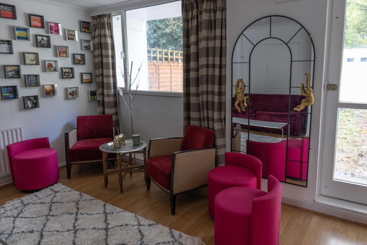 Villa London - 4 Bed - Sleeps 8 - Garden - Pet Friendly Exterior foto